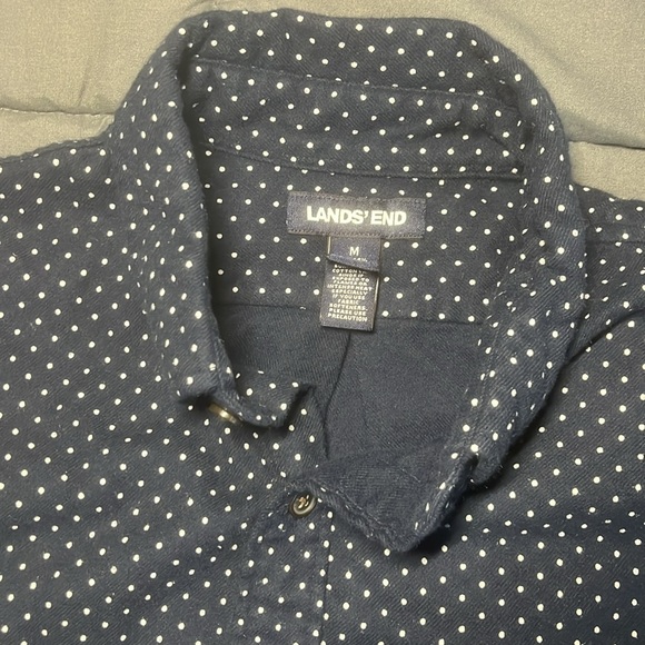Lands’ End long sleeve soft button up - Picture 2 of 5